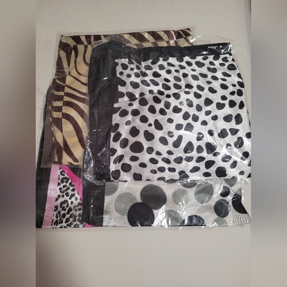 Scarf bundle 4 all new - Picture 2 of 3